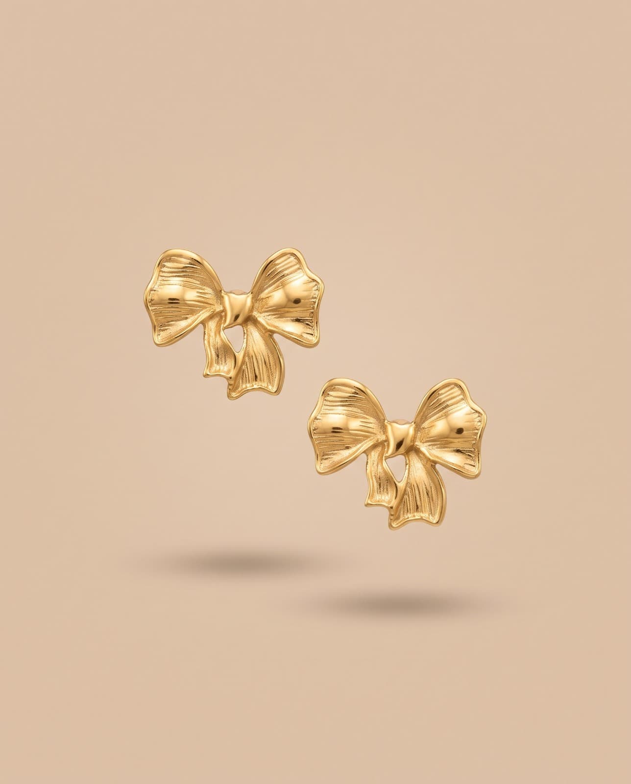 Big Bow Studs